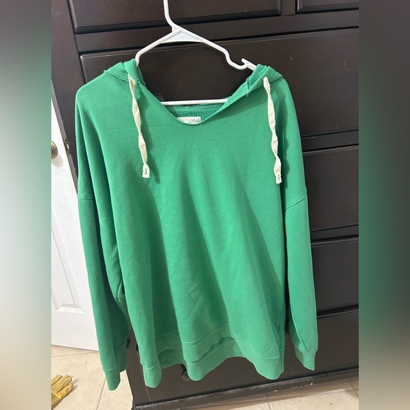 Green Universal Thread Sweatshirt Hoodie - Picture 1 of 3